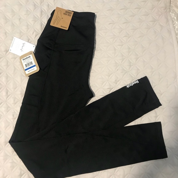 Reebok Pants - Reebok legging NWT
